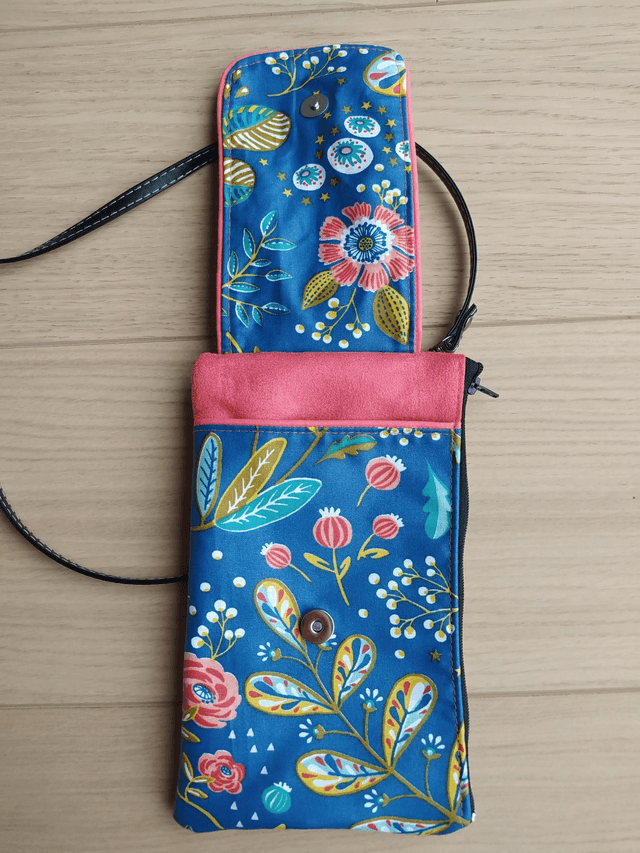 Pochette pour téléphone Holly